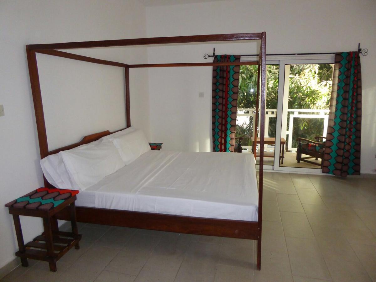 Sarawally Guesthouse Ampaya Zewnętrze zdjęcie